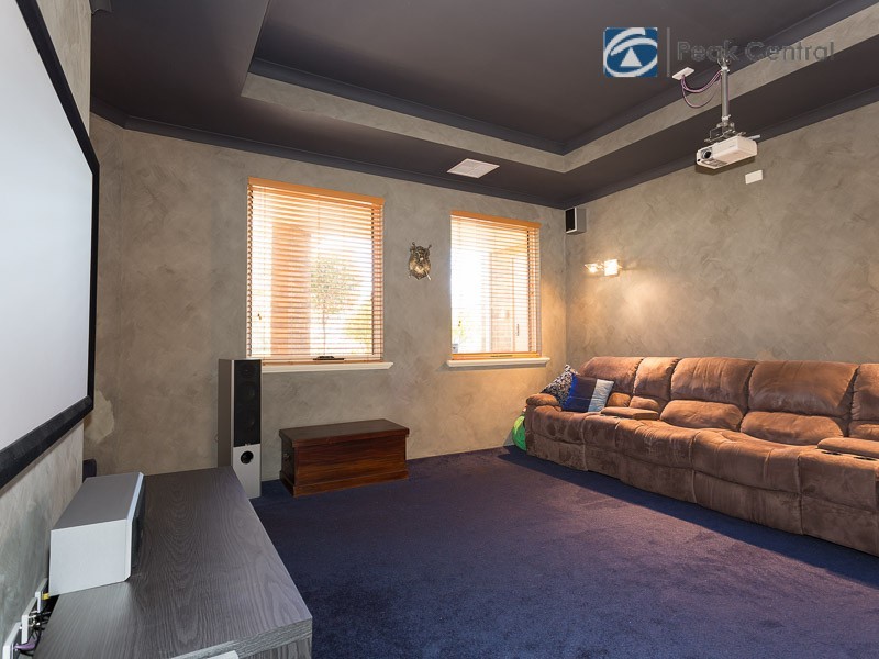 19 Dryandra Elbow, Atwell WA 6164