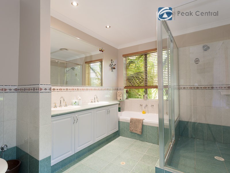 19 Dryandra Elbow, Atwell WA 6164