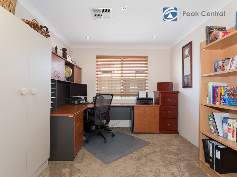 19 Dryandra Elbow, Atwell WA 6164