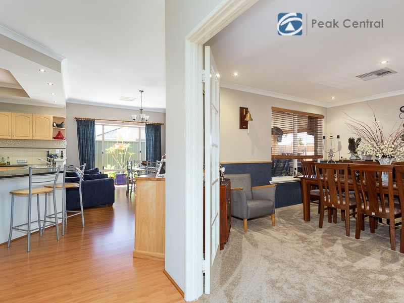 19 Dryandra Elbow, Atwell WA 6164