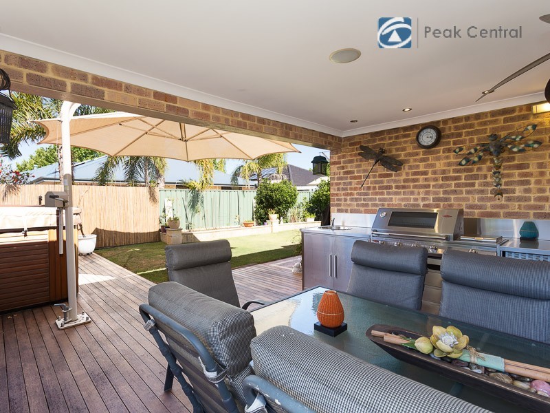 19 Dryandra Elbow, Atwell WA 6164