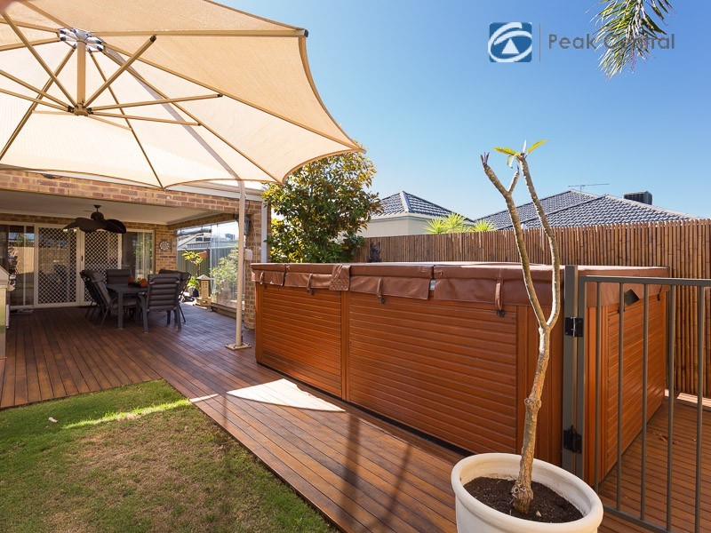 19 Dryandra Elbow, Atwell WA 6164