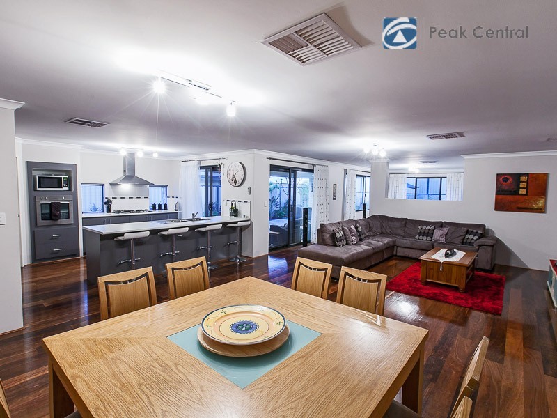 22 Longwood Bend, Aubin Grove WA 6164