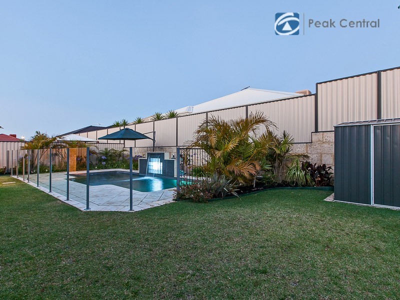 22 Longwood Bend, Aubin Grove WA 6164