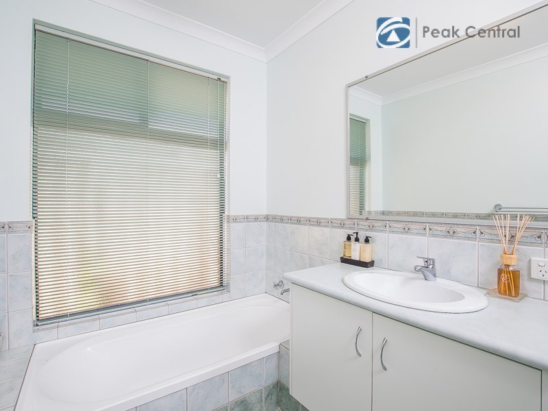 22 Dulcet Link, Atwell WA 6164