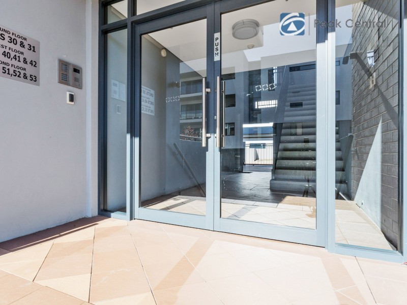 30/2 Stockton Bend, Cockburn Central WA 6164