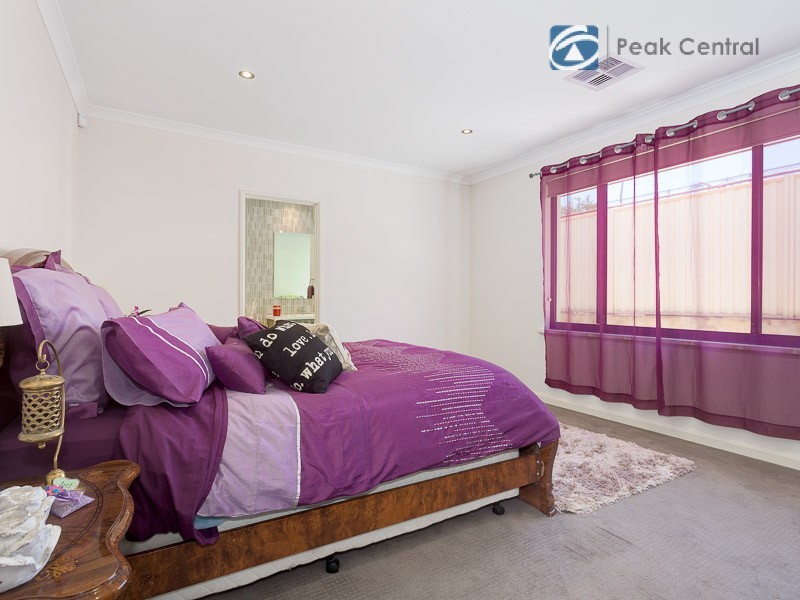 15 Carcione Rise, Yangebup WA 6164