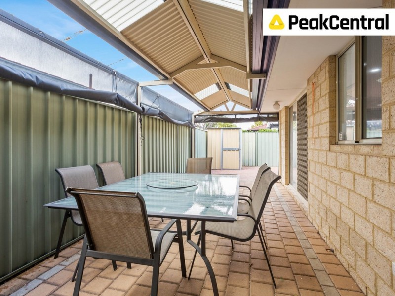8 Tozer Loop, Atwell WA 6164
