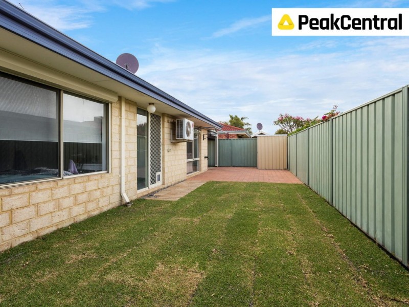 8 Tozer Loop, Atwell WA 6164
