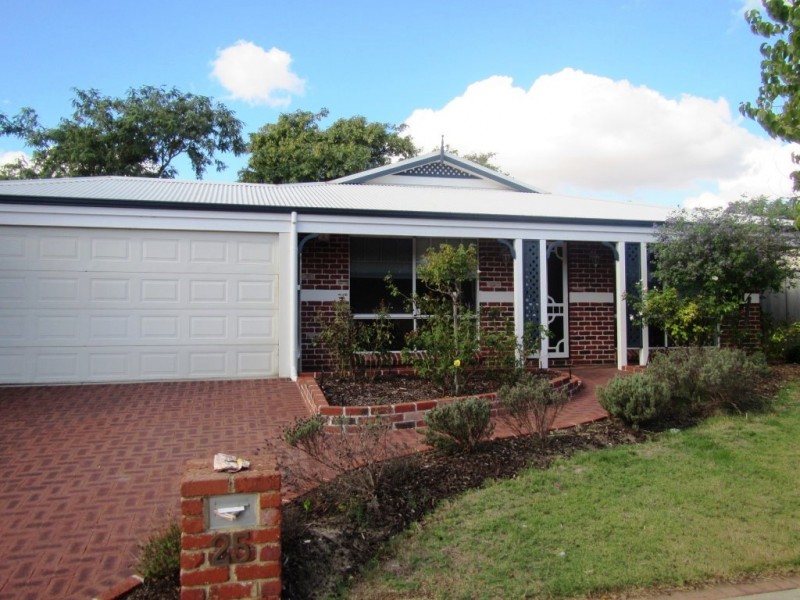 25 Freshwater Drive, Atwell WA 6164