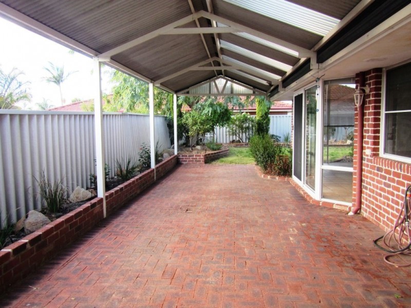 25 Freshwater Drive, Atwell WA 6164
