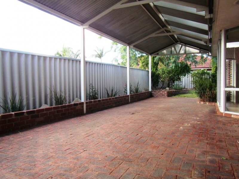 25 Freshwater Drive, Atwell WA 6164