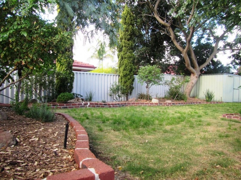 25 Freshwater Drive, Atwell WA 6164