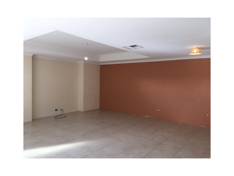 130 Lyon Road, Aubin Grove WA 6164