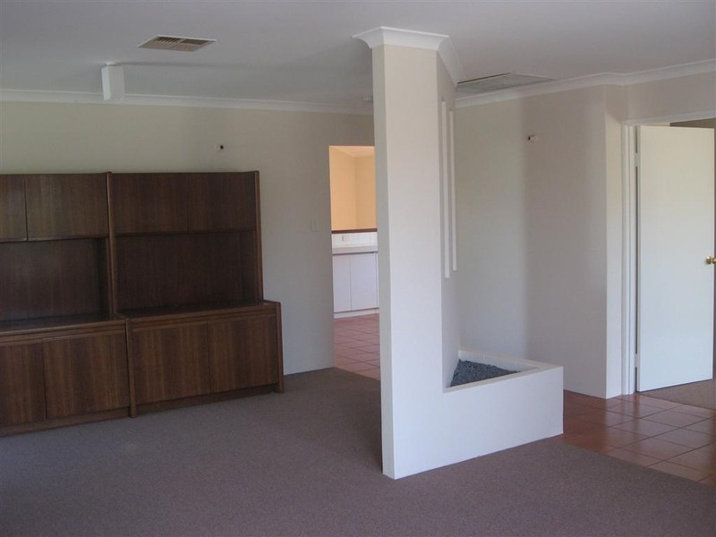 3 Bodella Gardens, Atwell WA 6164