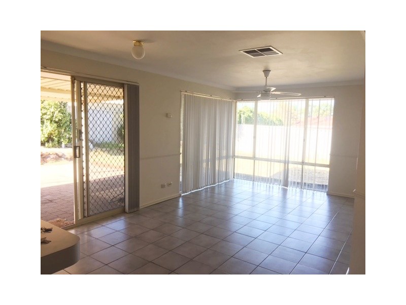 17 Dreier Court, Atwell WA 6164