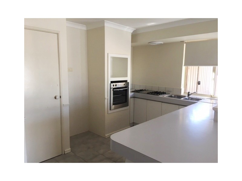 17 Dreier Court, Atwell WA 6164