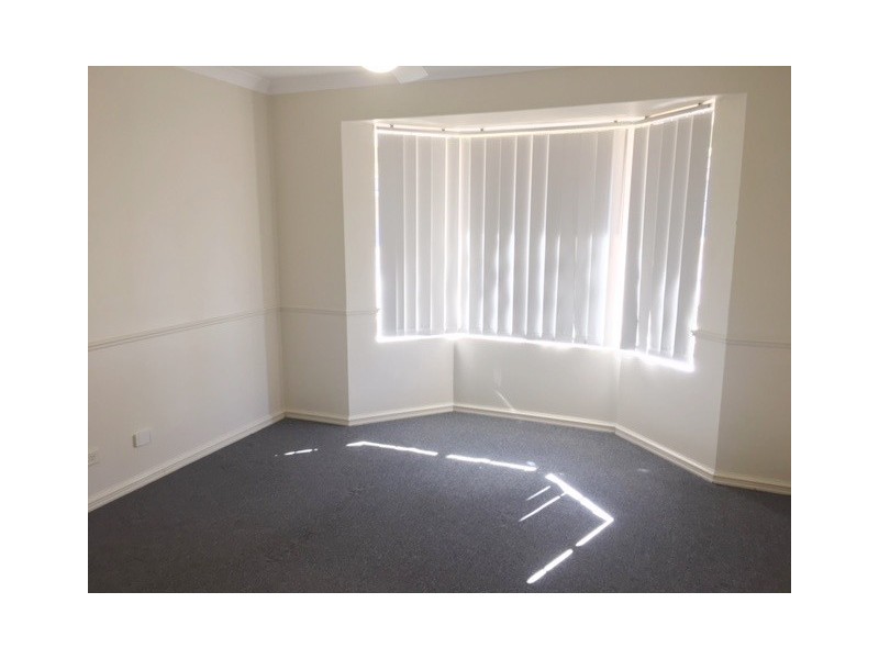 17 Dreier Court, Atwell WA 6164