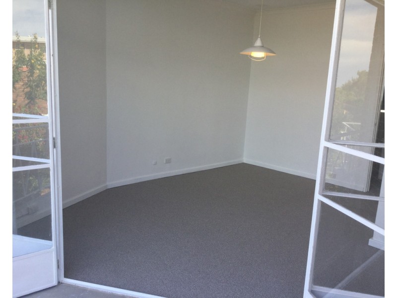 6/439 Canning Highway, Attadale WA 6156