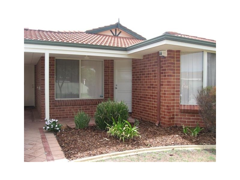 15 Tozer Loop, Atwell WA 6164