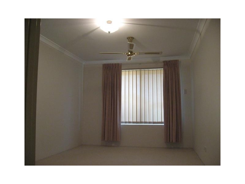 15 Tozer Loop, Atwell WA 6164
