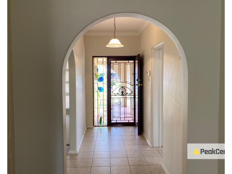 11 Bedford Rd, Ardross WA 6153