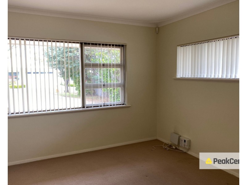 11 Bedford Rd, Ardross WA 6153