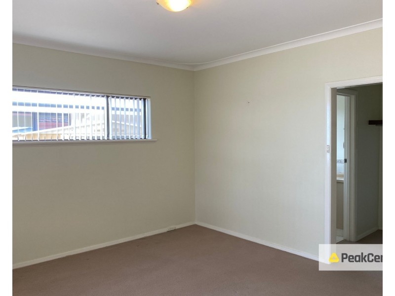 11 Bedford Rd, Ardross WA 6153
