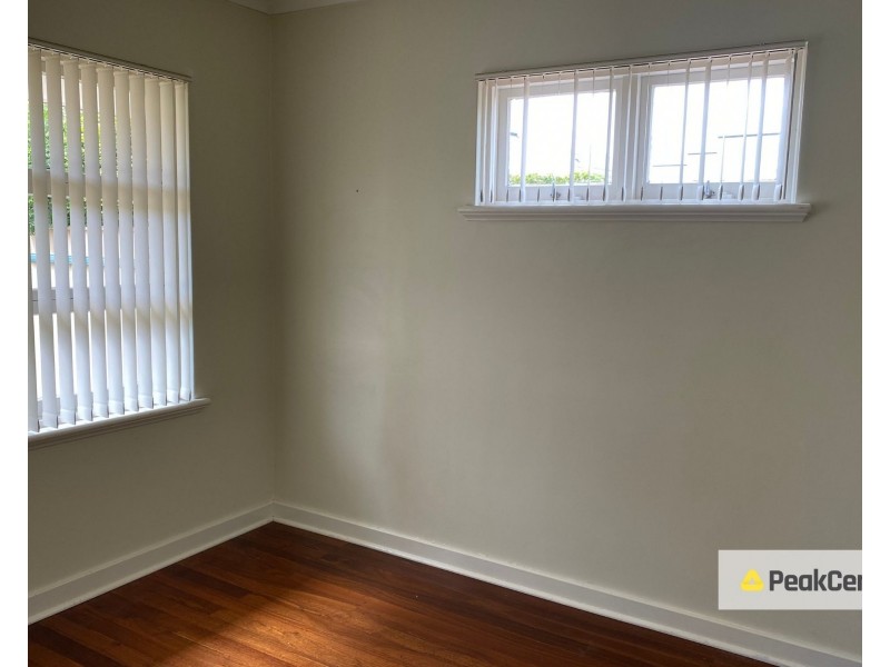 11 Bedford Rd, Ardross WA 6153