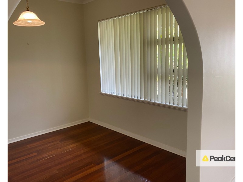 11 Bedford Rd, Ardross WA 6153