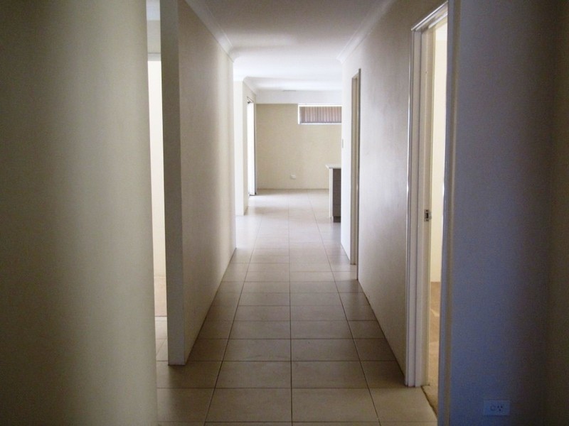 4  Sheringham Bend, Success WA 6164