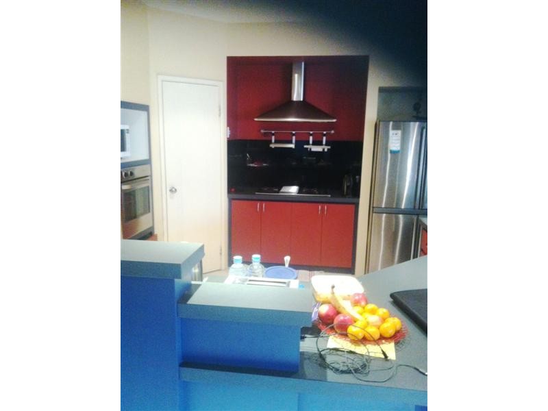 4 Lakehurst Way, Atwell WA 6164