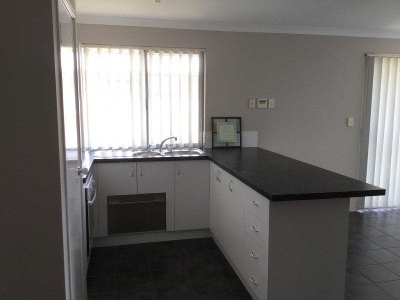 324 Lyon Road, Aubin Grove WA 6164