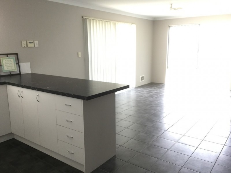 324 Lyon Road, Aubin Grove WA 6164
