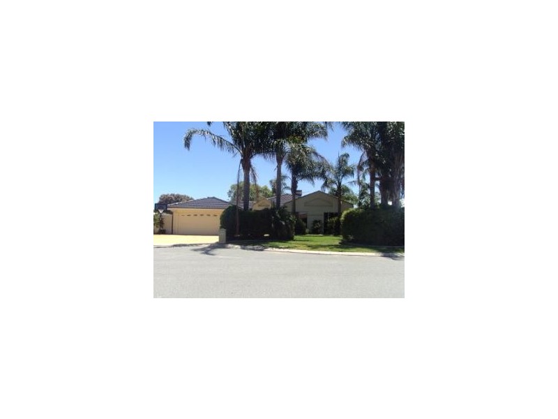 13 Daley Close, Atwell WA 6164