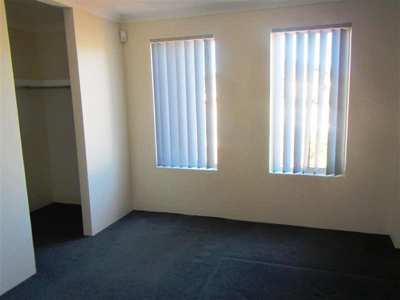 14 Champion Drive, Bertram WA 6167