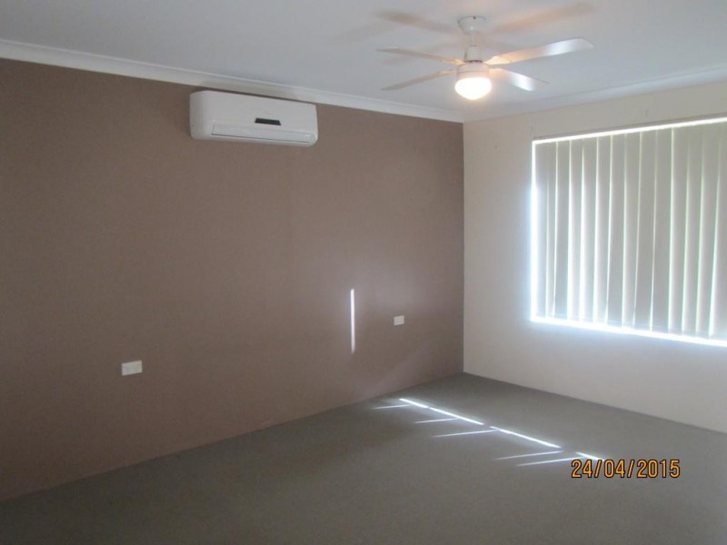 4 Foothill Close, Aubin Grove WA 6164