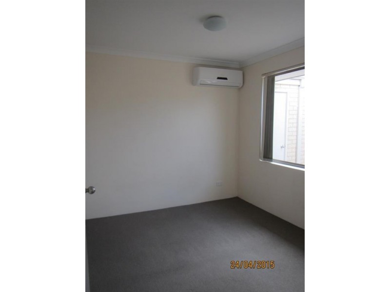 4 Foothill Close, Aubin Grove WA 6164