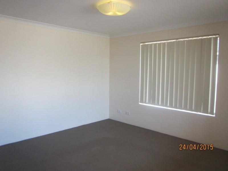 4 Foothill Close, Aubin Grove WA 6164