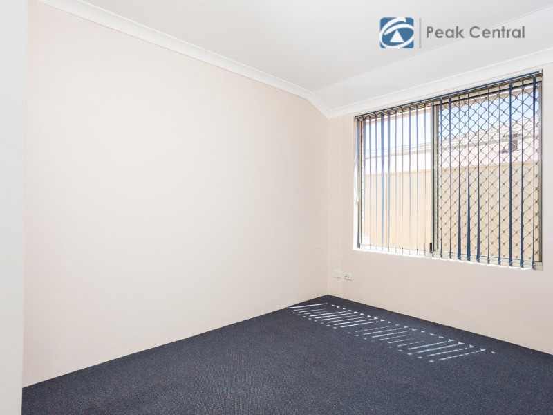 9 Lavender Way, Success WA 6164