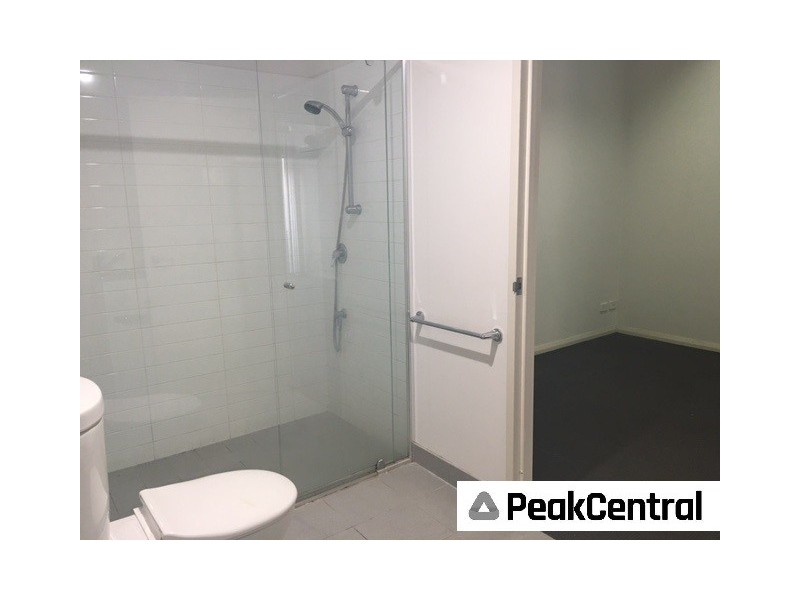 8/10 Linkage Ave, Cockburn Central WA 6164