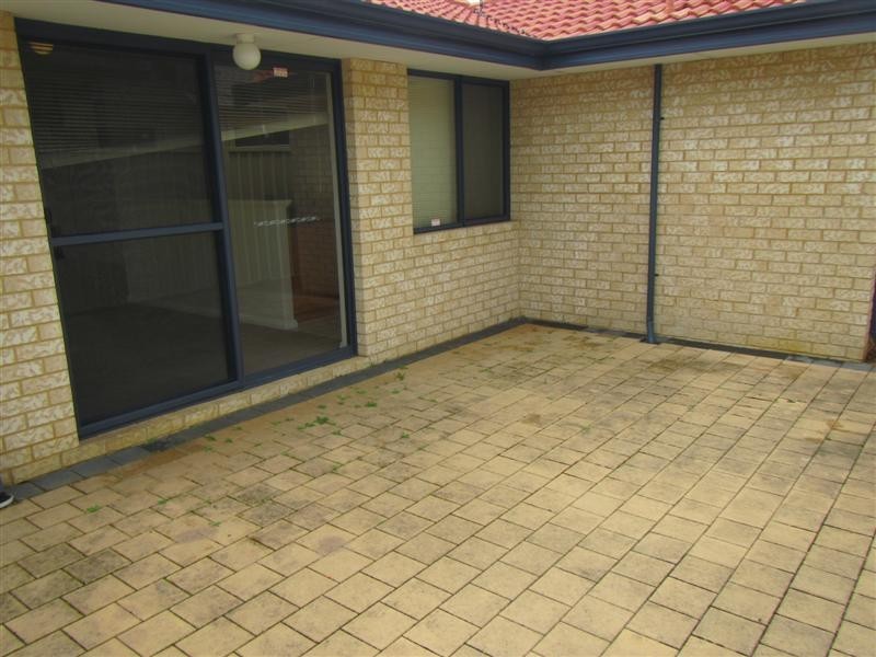 15/7 Barfield Road, Hammond Park WA 6164