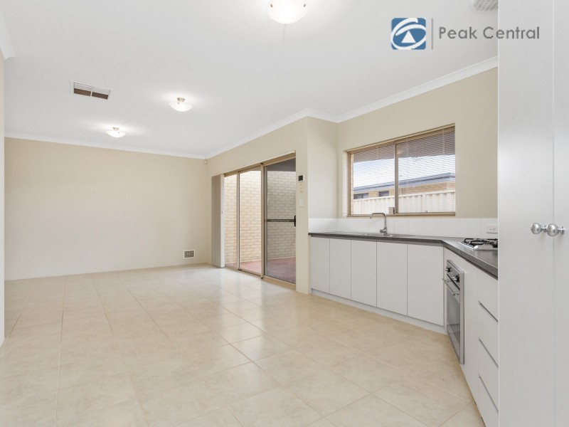 3B Satyr Way, Success WA 6164