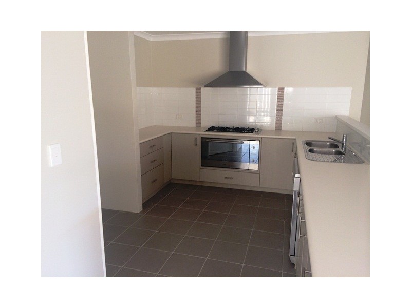 43 Suttor Drive, Success WA 6164