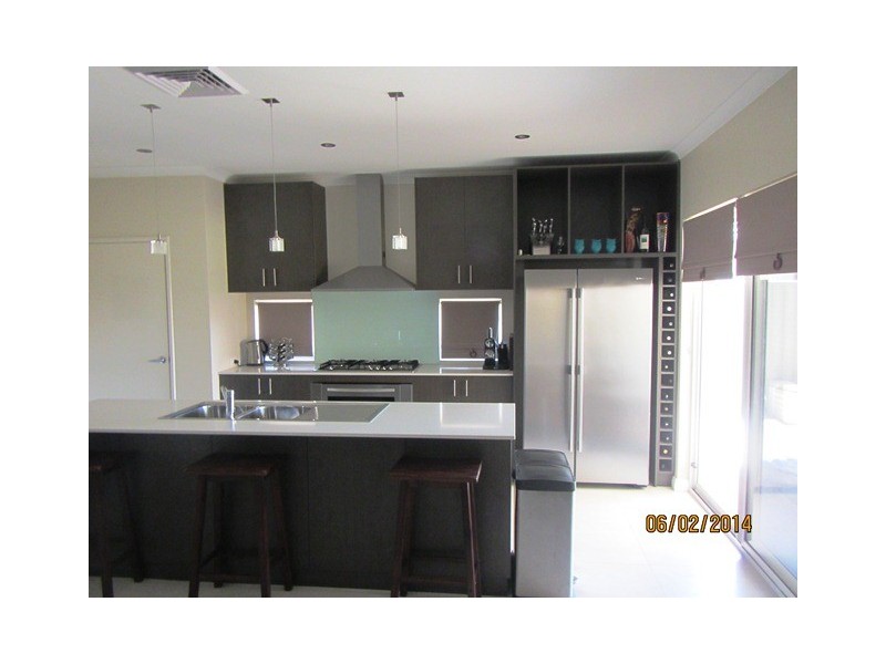 6 Chatham Way, Harrisdale WA 6112