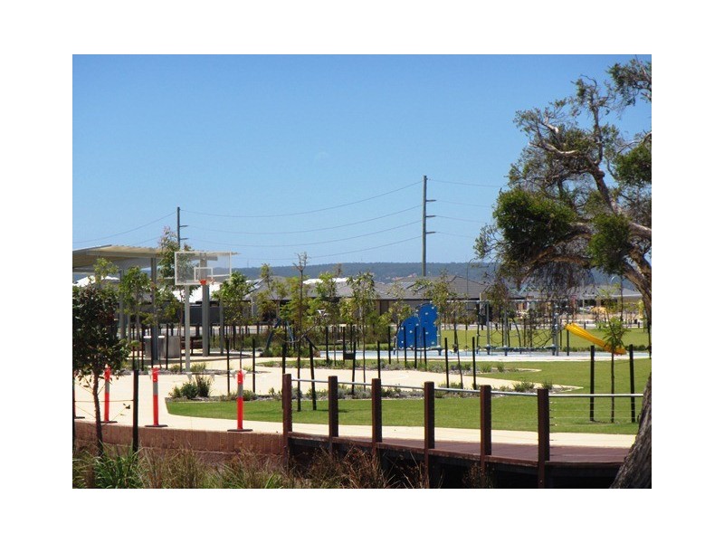 6 Chatham Way, Harrisdale WA 6112