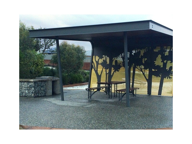 18 Mirima Way, Wandi WA 6167