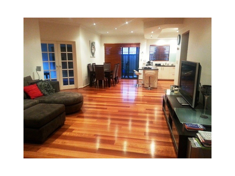 4 Oxburgh Link, Success WA 6164