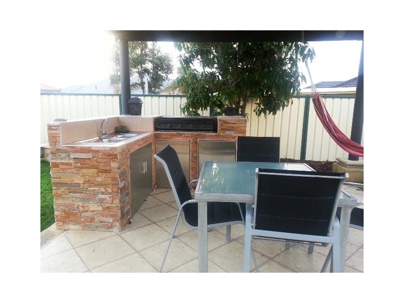 4 Oxburgh Link, Success WA 6164