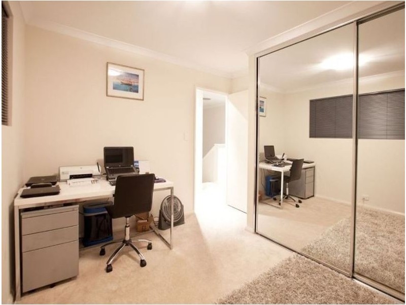 7/18 Deanmore Bend, Hammond Park WA 6164